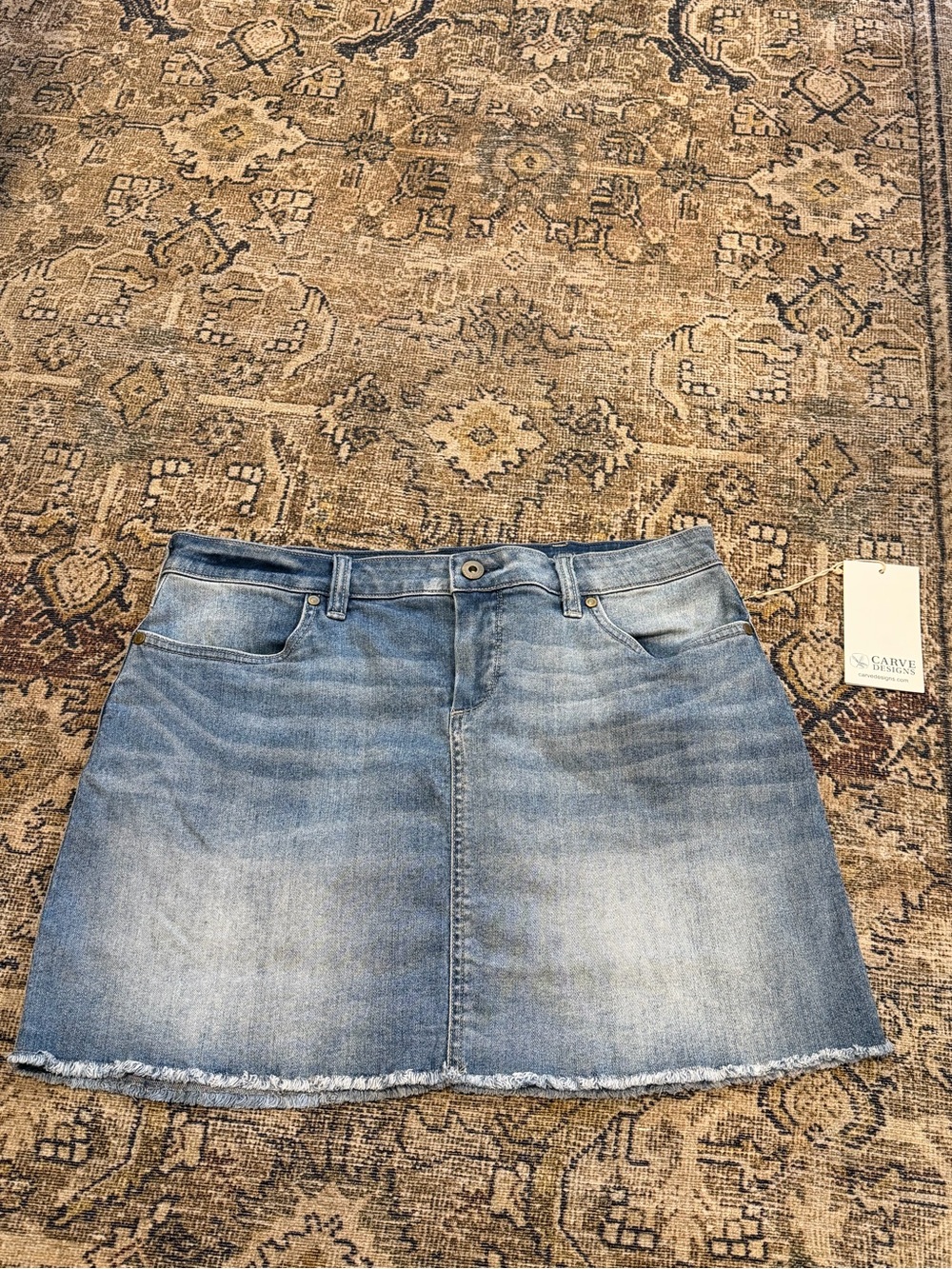 Carve Designs faded blue denim mini skirt